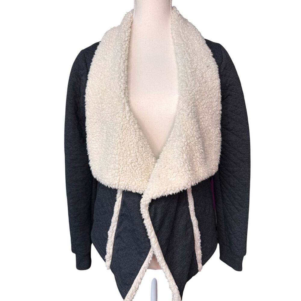 Billabong Quilted Jacket Women's Small Black Cotton Sherpa Open Front Cardigan